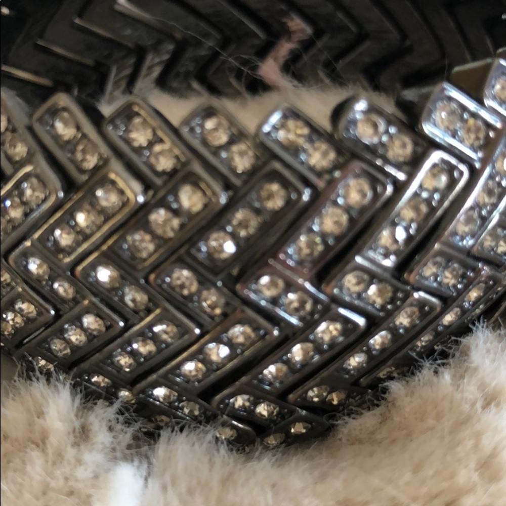 Ann Taylor Bracelet in Gunmetal - Picture 4 of 7